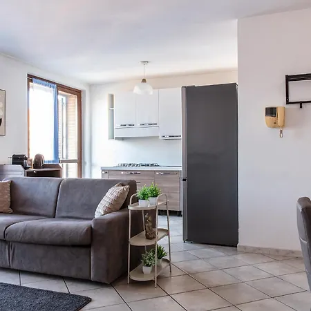 De Homes - Moderno Con Balcone Vicino Assago E Milano Apartment *